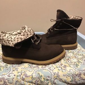 Women’s Timberlands 9